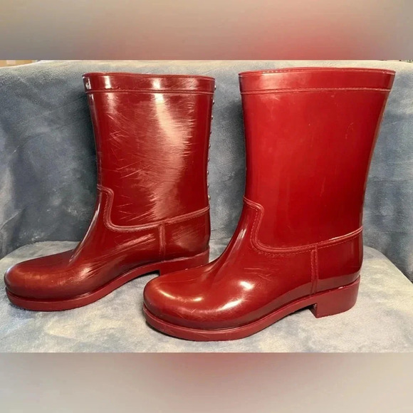 ALDO SIZE 7/8 BURGUNDY STUDDED RAIN BOOTS - Picture 2 of 9